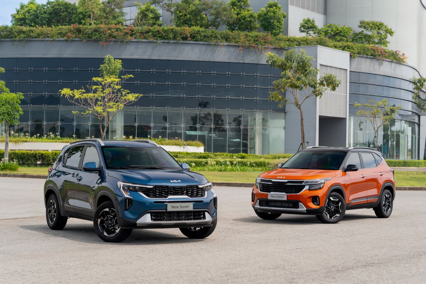 THACO AUTO giới thiệu Kia New Sonet và các phiên bản mới của Kia New Seltos - Bộ đôi SUV đô thị thế hệ mới của thương hiệu Kia